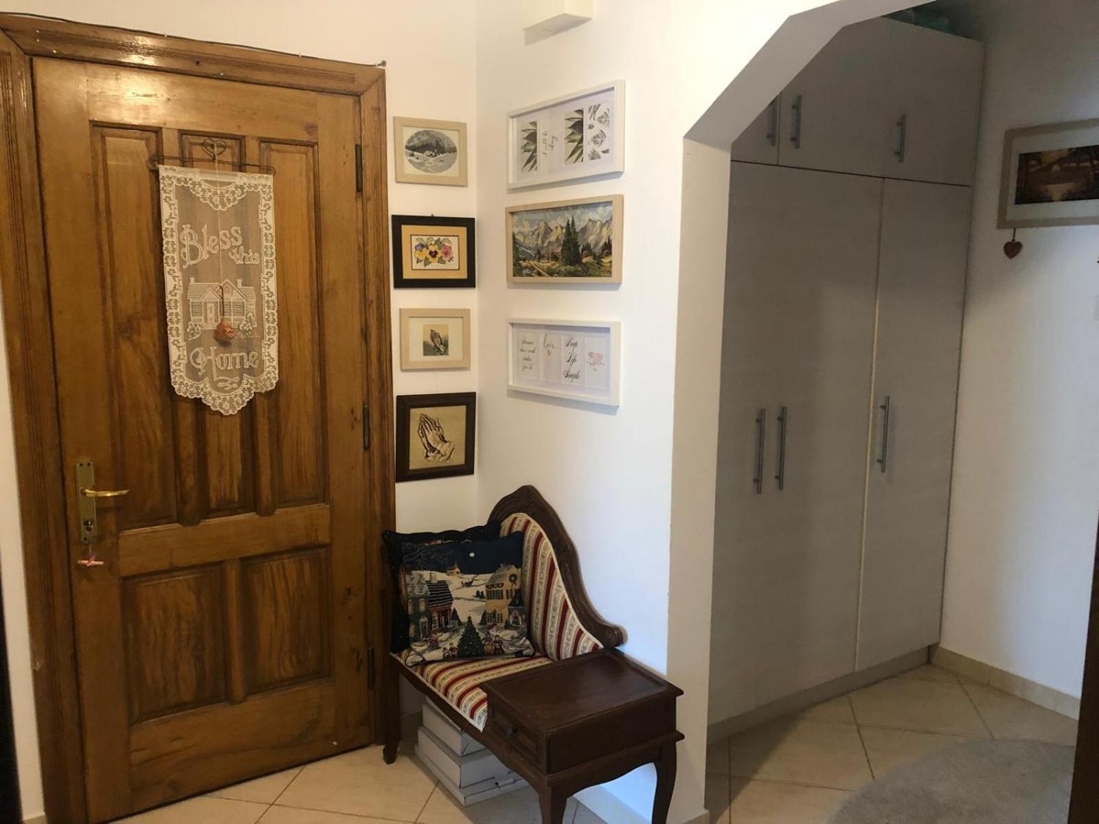 Apartament Cu 3 Camere La Poala Muntilor Fagaras Victoria  Exterior foto